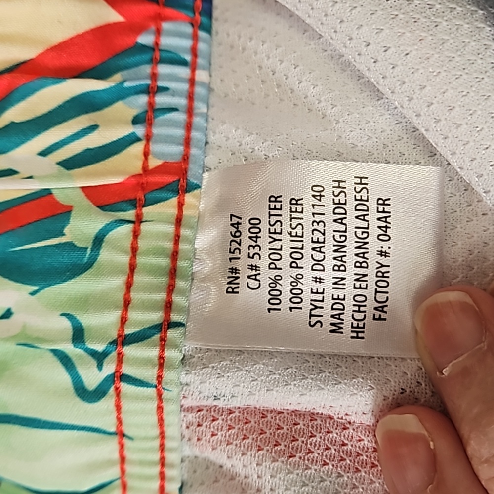 Valor, above the knee, short length, polyester,  swim shorts, size XL - Picture 7 of 14
